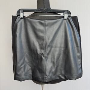 Cabi faux leather skort - Black skirt Shorts Biker Western Pleather - size 14